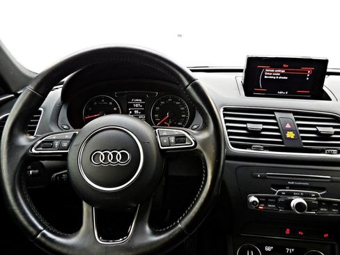 Used 2017 Audi Q3 2.0T Premium image 16