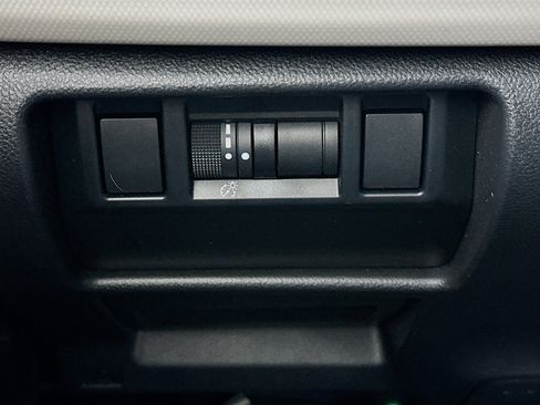 Used 2025 Subaru Forester image 16