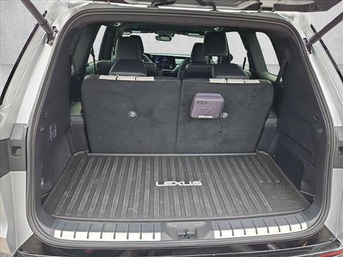 Used 2026 Lexus TX 500h AWD w/ Technology Package image 6