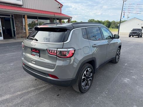 Used 2024 Jeep Compass Limited AWD/4WD image 4