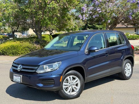 Used 2012 Volkswagen Tiguan S FWD image 1
