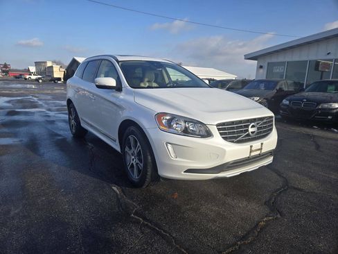 Used 2015 Volvo XC60 T6 image 9