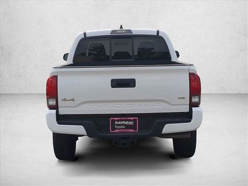 Certified 2022 Toyota Tacoma SR image 7