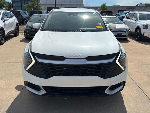 Used 2024 Kia Sportage LX FWD image 10
