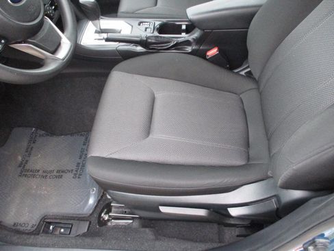 Used 2018 Subaru Impreza 2.0i Premium image 5