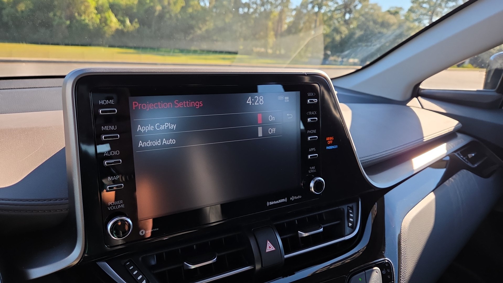 Used 2022 Toyota C-HR Limited FWD image 23
