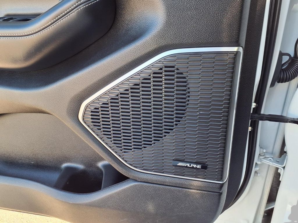 Used 2024 Jeep Grand Cherokee Limited 4xe AWD/4WD image 19