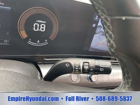 Used 2024 Hyundai Kona SEL AWD/4WD image 29