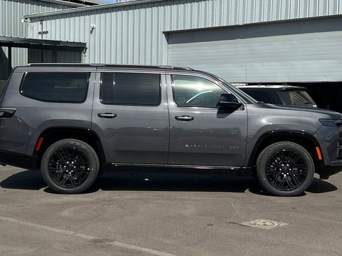 New 2026 Jeep Grand Wagoneer Limited image 3