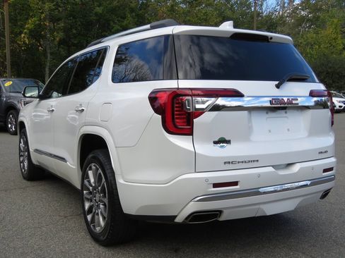 Used 2023 GMC Acadia Denali w/ Denali Ultimate Package image 8