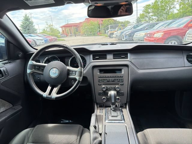 Used 2013 Ford Mustang Coupe RWD image 7