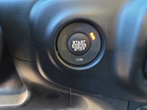 Used 2021 Jeep Wrangler Unlimited Sport image 28