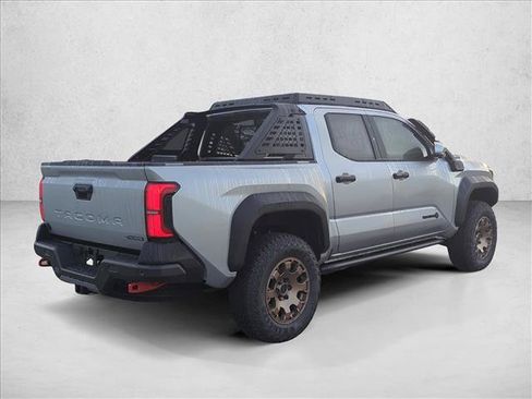 Used 2025 Toyota Tacoma 4x4 Double Cab Hybrid image 5