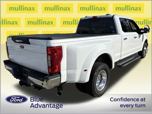 Certified 2022 Ford F350 XLT w/ XLT Premium Package image 5