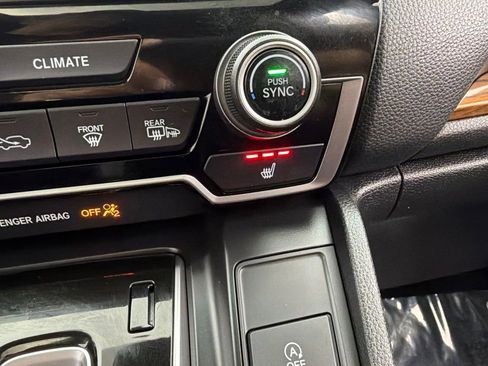 Used 2021 Honda CR-V Touring image 19