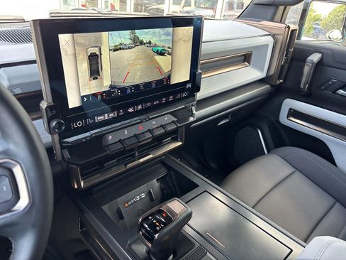 Used 2025 GMC Hummer EV 2X AWD/4WD image 27