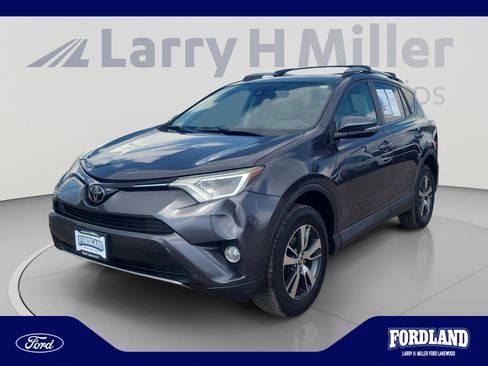 Used 2017 Toyota RAV4 XLE w/ Carpet Mat Package AWD/4WD image 1