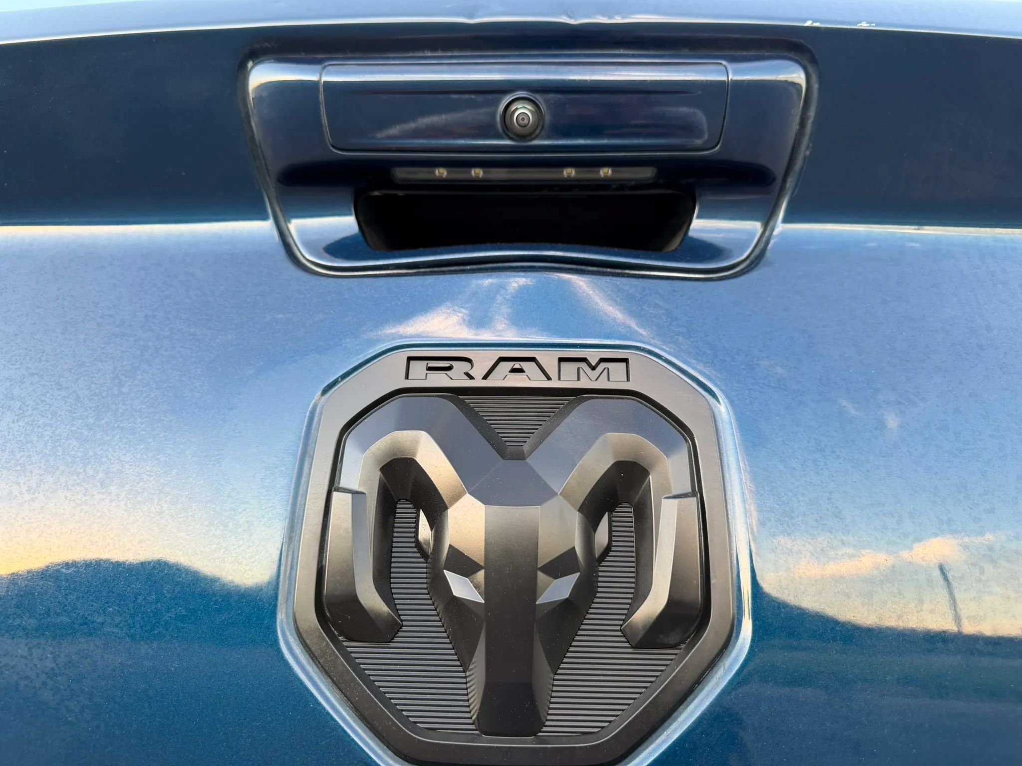 Used 2023 RAM 2500 Big Horn w/ Night Edition AWD/4WD image 29