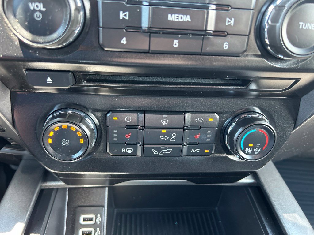 Used 2017 Ford F150 XLT w/ Equipment Group 302A Luxury AWD/4WD image 17