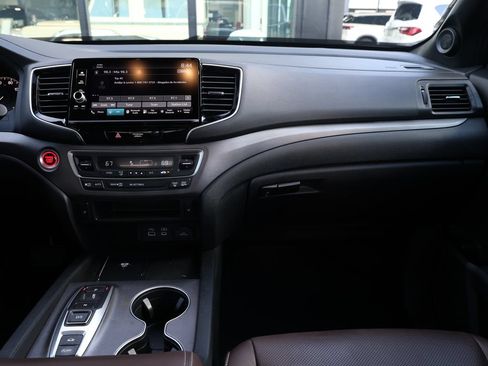 Used 2025 Honda Ridgeline RTL image 25