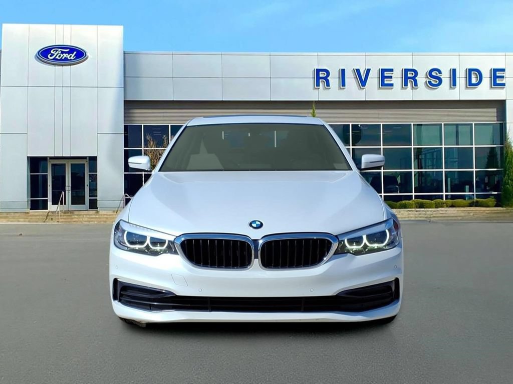 Used 2019 BMW 530i w/ Convenience Package RWD image 2
