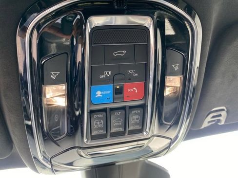 Used 2024 Jeep Grand Wagoneer L Series II w/ Quick Order Packagew 28T AWD/4WD image 20