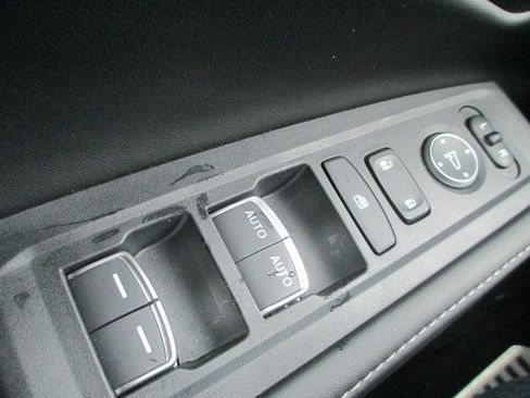 Used 2025 Honda Accord Sport image 21