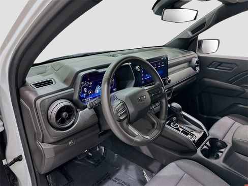 Used 2024 Chevrolet Colorado Trail Boss image 9