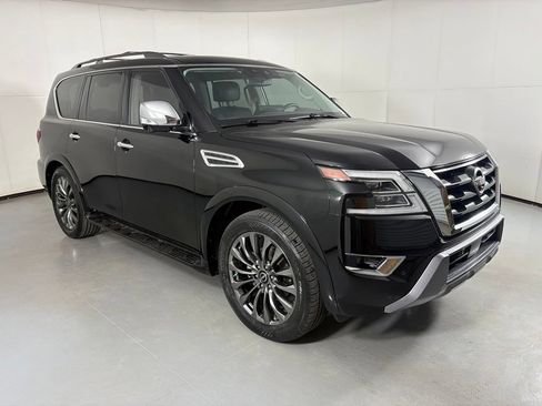 Used 2023 Nissan Armada Platinum w/ Captain's Chairs Package AWD/4WD image 2