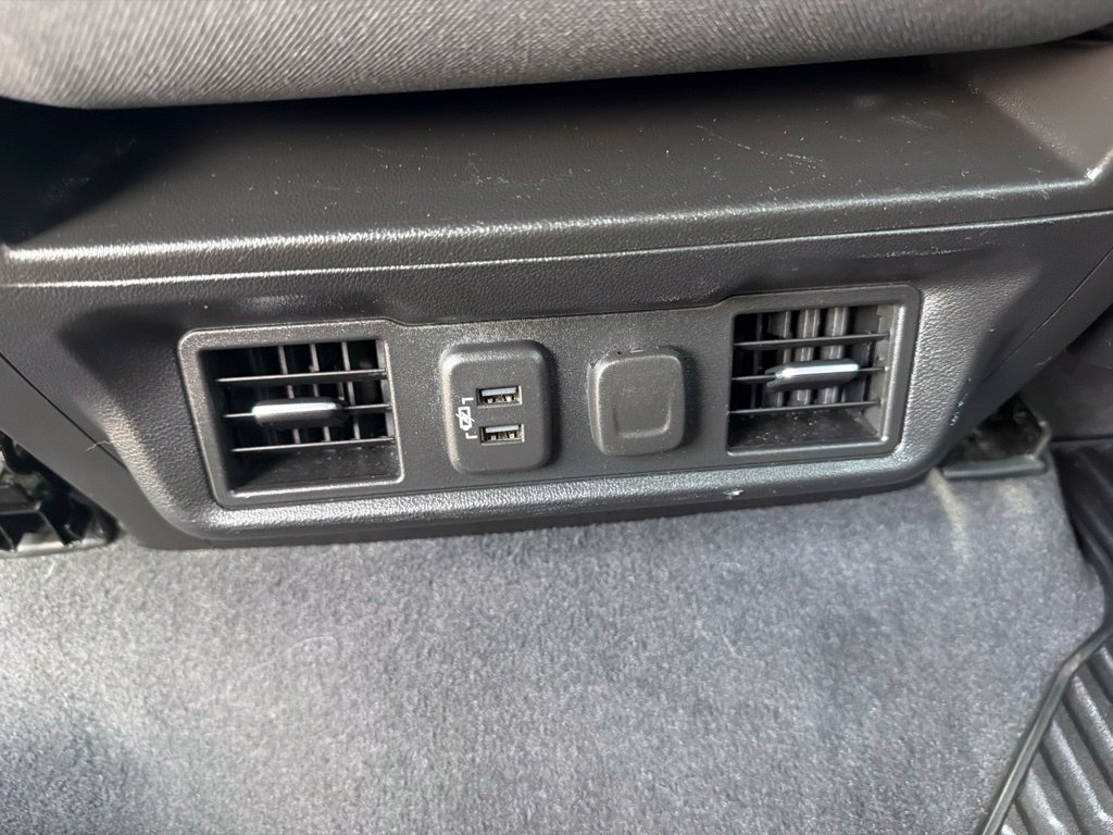 Used 2020 Chevrolet Silverado 1500 RST w/ Texas Edition RWD image 19