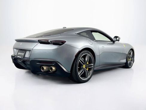 Used 2021 Ferrari Roma RWD image 5
