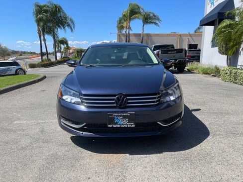 Used 2012 Volkswagen Passat 2.5 SE FWD image 2