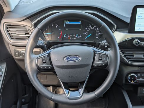 Used 2022 Ford Escape SEL AWD/4WD image 25