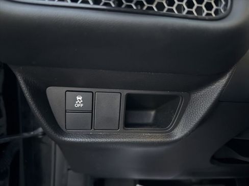 Certified 2024 Honda HR-V Sport image 15