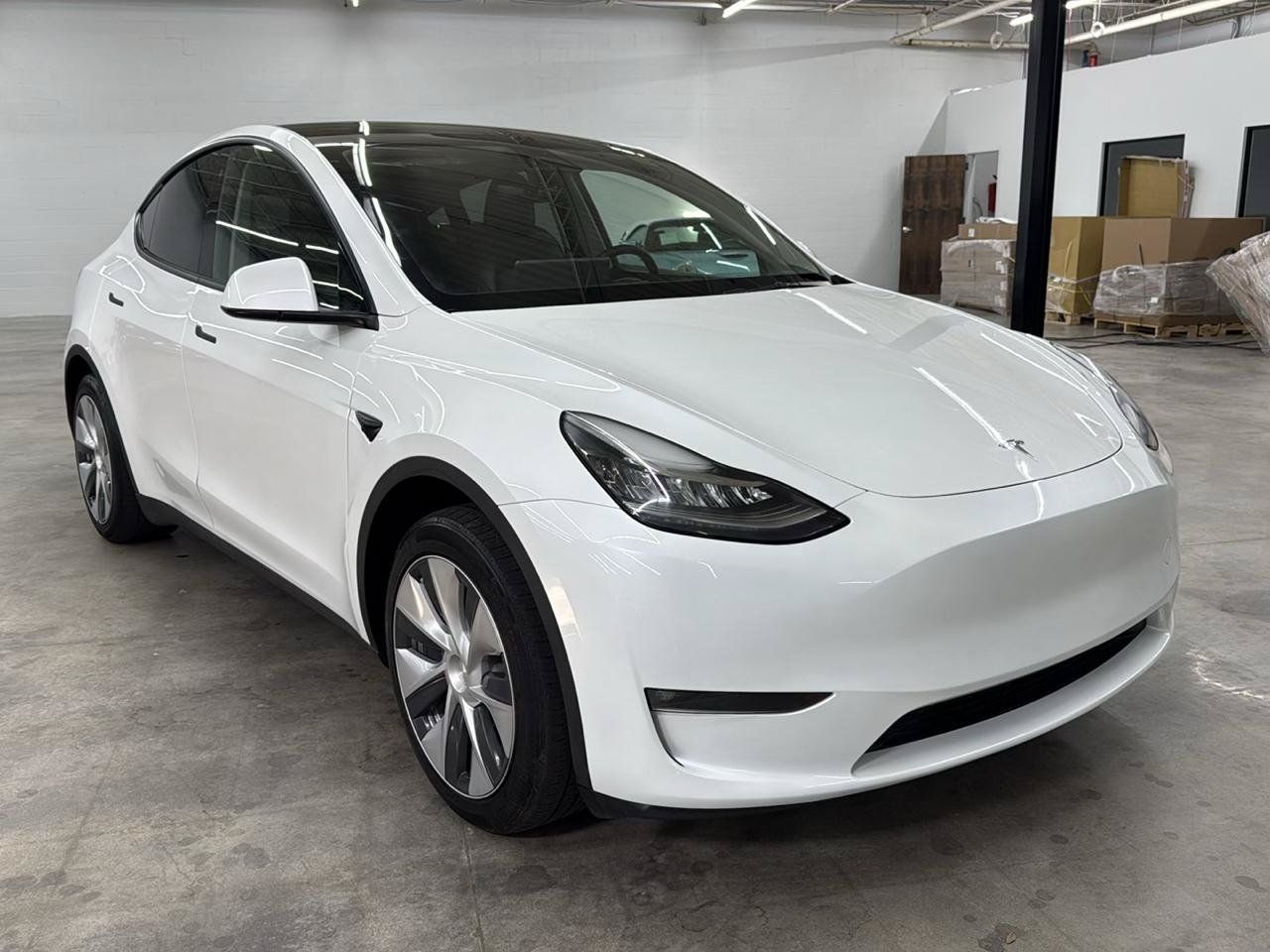 Used 2023 Tesla Model Y Long Range AWD/4WD image 4