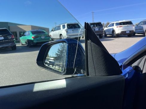 Used 2022 Tesla Model Y Performance image 24