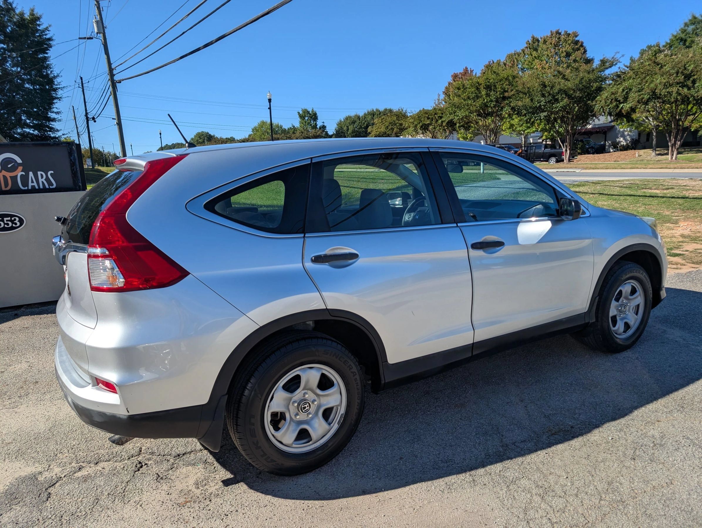 Used 2016 Honda CR-V LX image 5