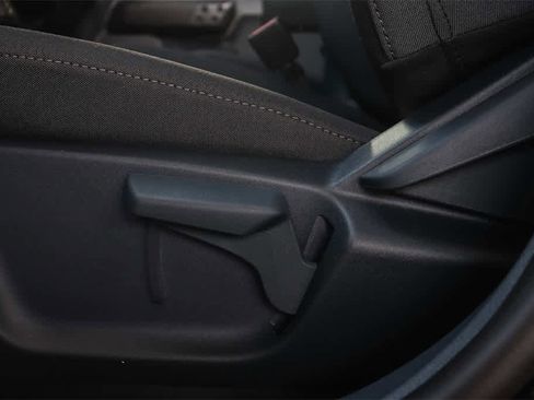 New 2026 Ford Maverick XL image 19