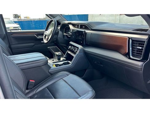 Used 2024 GMC Sierra 1500 Denali AWD/4WD image 20