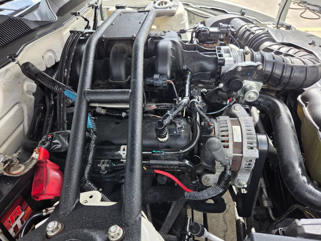 Used 2010 Ford Mustang Convertible RWD image 31
