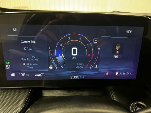 Certified 2025 Chevrolet Equinox LT w/ Safety and Technology Package AWD/4WD image 15