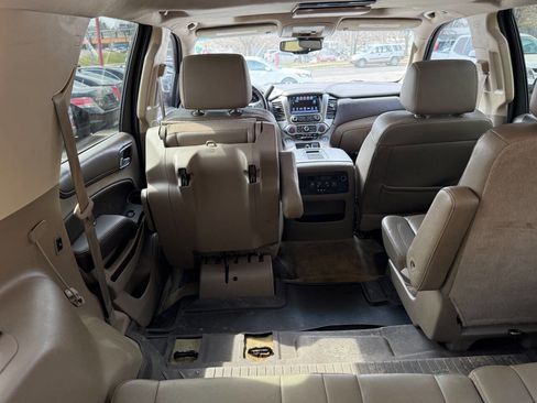 Used 2016 Chevrolet Tahoe LT w/ LT Signature Package image 8