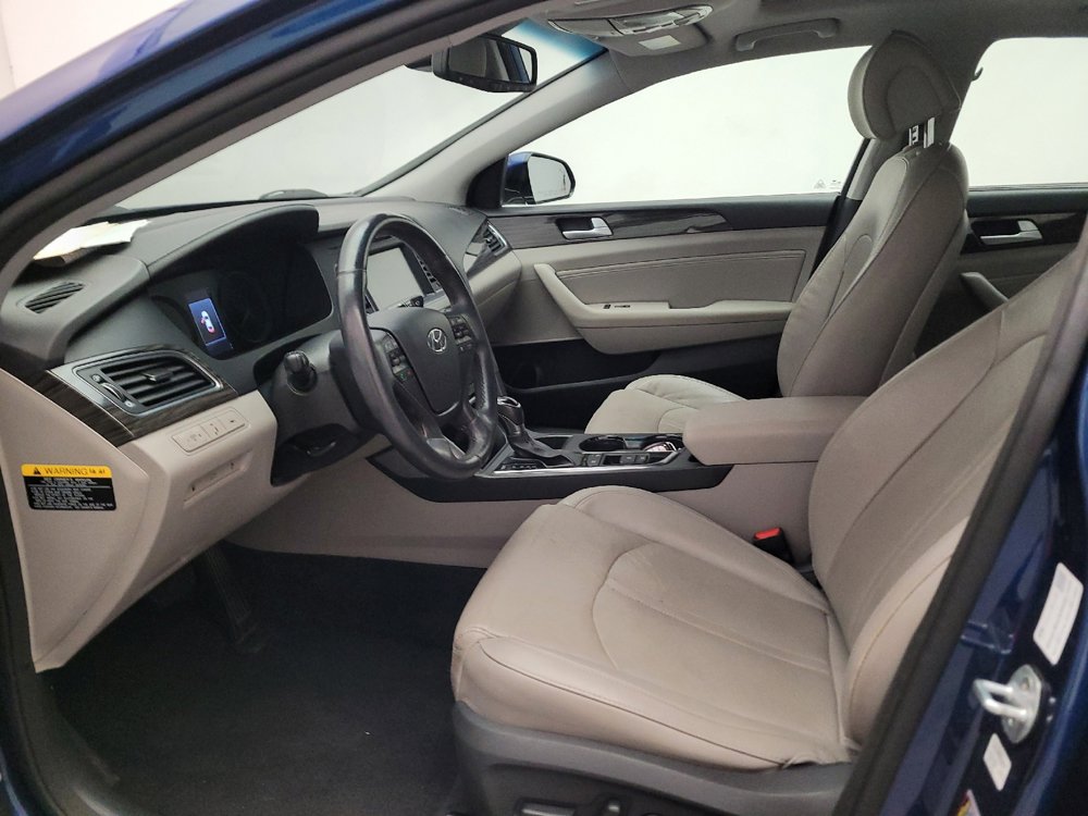 Used 2015 Hyundai Sonata Limited w/ Option Group 06 FWD image 17