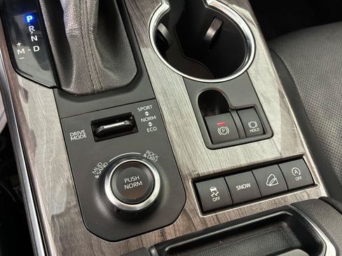 Used 2022 Toyota Highlander Platinum AWD/4WD image 36