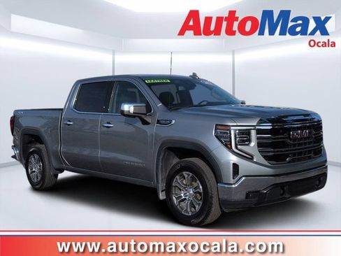 Used 2025 GMC Sierra 1500 SLT AWD/4WD image 1