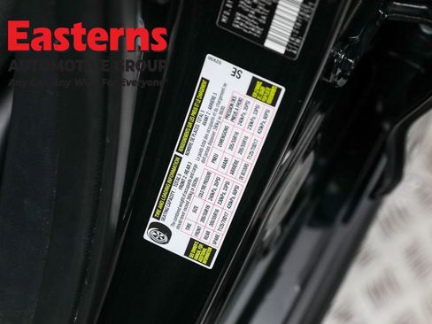 Used 2025 Toyota Corolla LE image 30