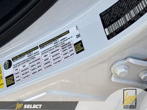 Used 2024 Toyota Corolla LE FWD image 31