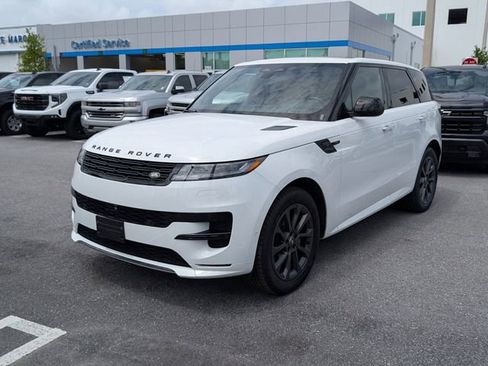 Used 2024 Land Rover Range Rover Sport Dynamic SE AWD/4WD image 3
