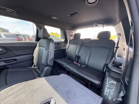 New 2027 Kia Telluride S image 10