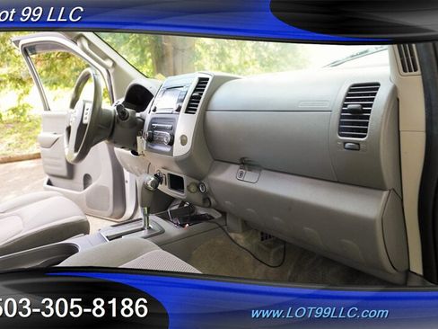 Used 2016 Nissan Frontier SV AWD/4WD image 17